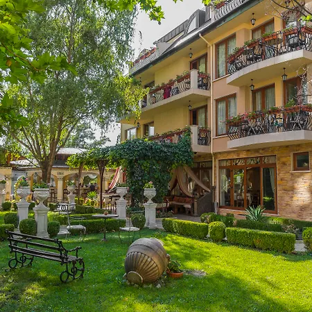 Family Gold Pearl (adults Only) Otel 3*