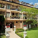 Family Gold Pearl (adults Only) Хотел 3*