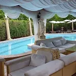 Family Gold Pearl (adults Only) Хотел