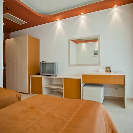 ホテル Family Gold Pearl (adults Only) 3*