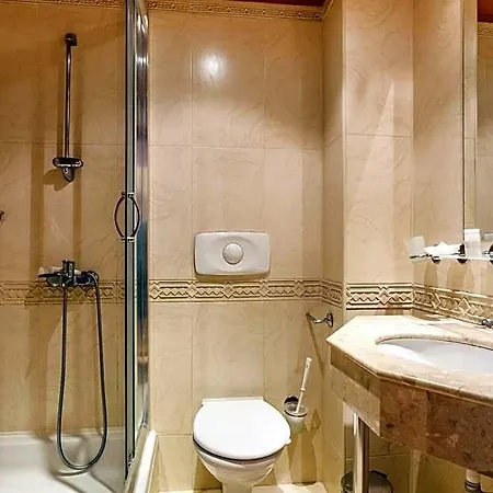 Family Gold Pearl (adults Only) فندق 3*