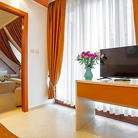 Family Gold Pearl (adults Only) Хотел