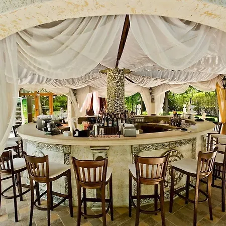 Family Gold Pearl (adults Only) Hotell 3*