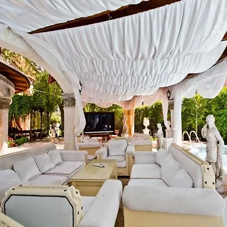 Family Gold Pearl (adults Only) Hotell