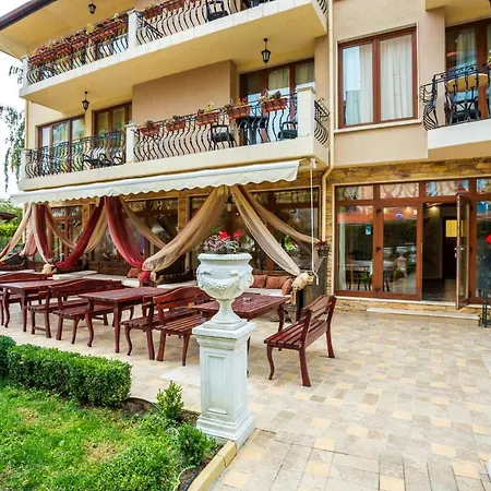 Family Gold Pearl (adults Only) Hotell Slăntjev Brjag