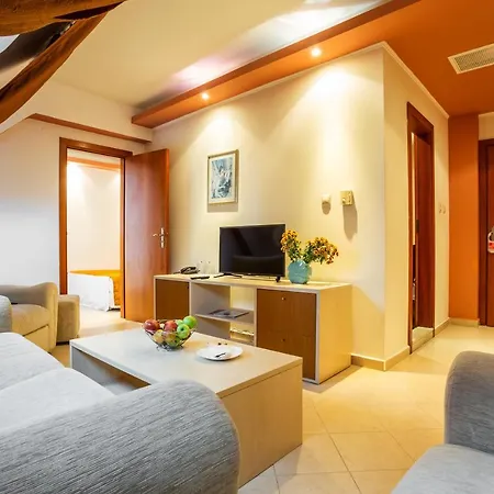 Hotell Family Gold Pearl (adults Only)