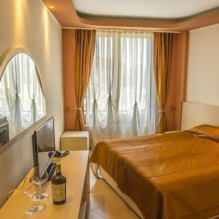 Хотел Family Gold Pearl (adults Only) Слънчев бряг