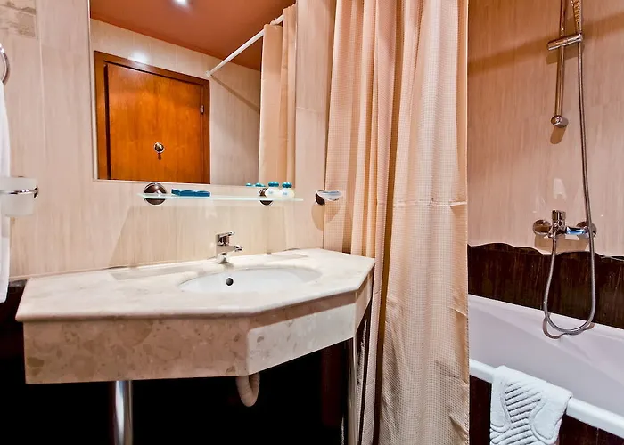 Family Gold Pearl (adults Only) 3* Σάνι Μπιτς