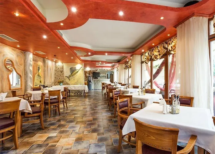 Family Gold Pearl (adults Only) 3* Σάνι Μπιτς